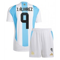 Argentina Julian Alvarez #9 Replika babykläder Hemmaställ Barn Copa America 2024 Kortärmad (+ korta byxor)